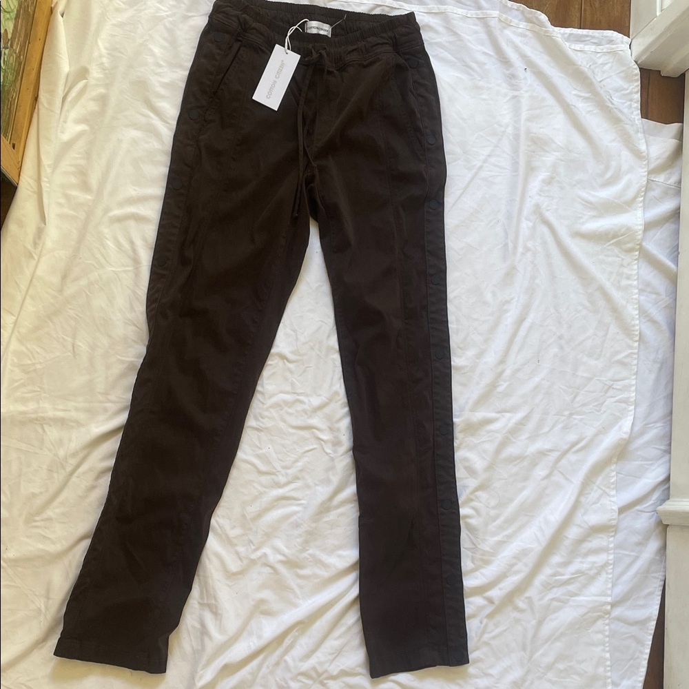 Cotton Citizen Brown Cargo pants w/ snap buttons
